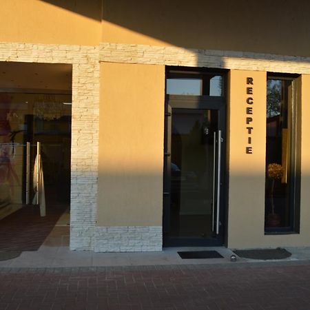 בוזאו Hotel Nova מראה חיצוני תמונה