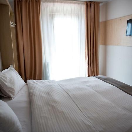בוזאו Hotel Nova מראה חיצוני תמונה